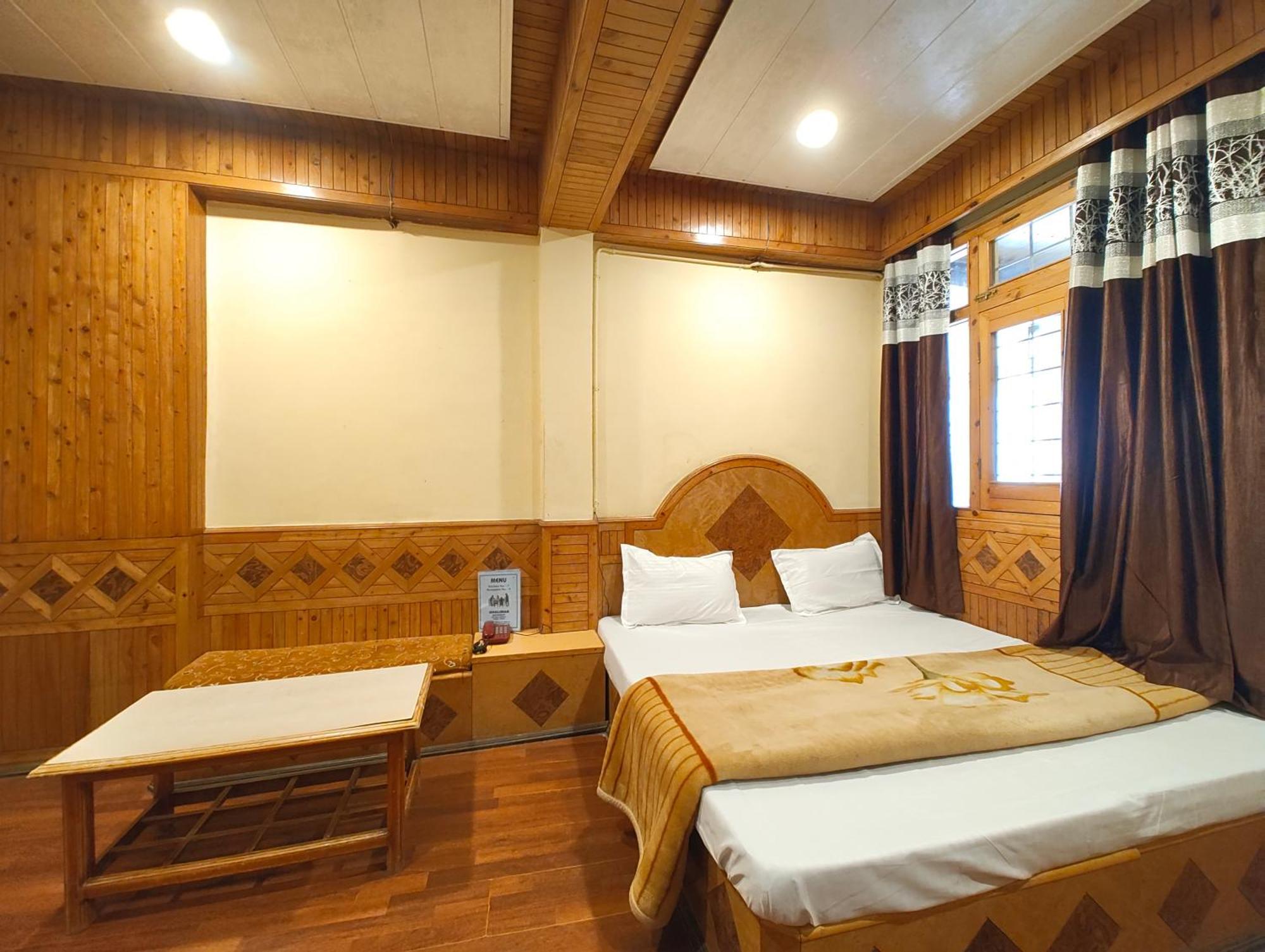 Hotel Shalimar The Mall Road Nainital Exterior foto